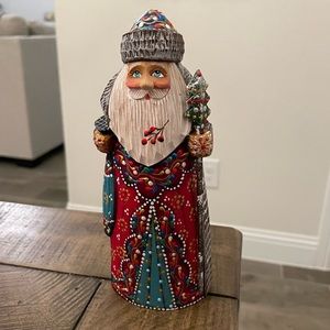 Red Debrekht Santa